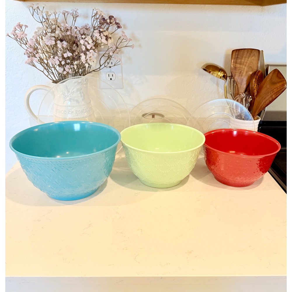 Pioneer Woman Melamine Mixing Bowl Set with Lids 3 Piece Nesting Floral Embossed